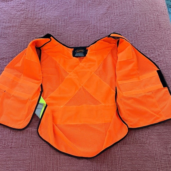 PIONEER Orange Safety Vest with Reflective Stripes - Picture 14 of 16